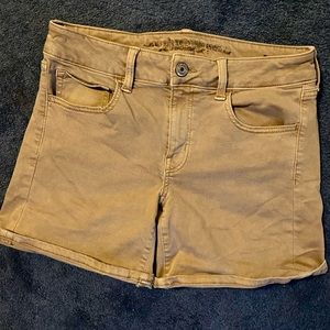 American eagle brown midi shorts